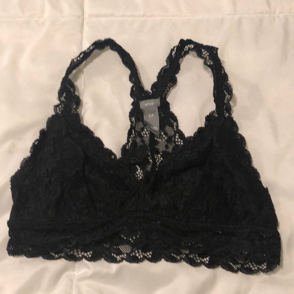 Aerie lacy black bra intimate and no padding size small very feminine